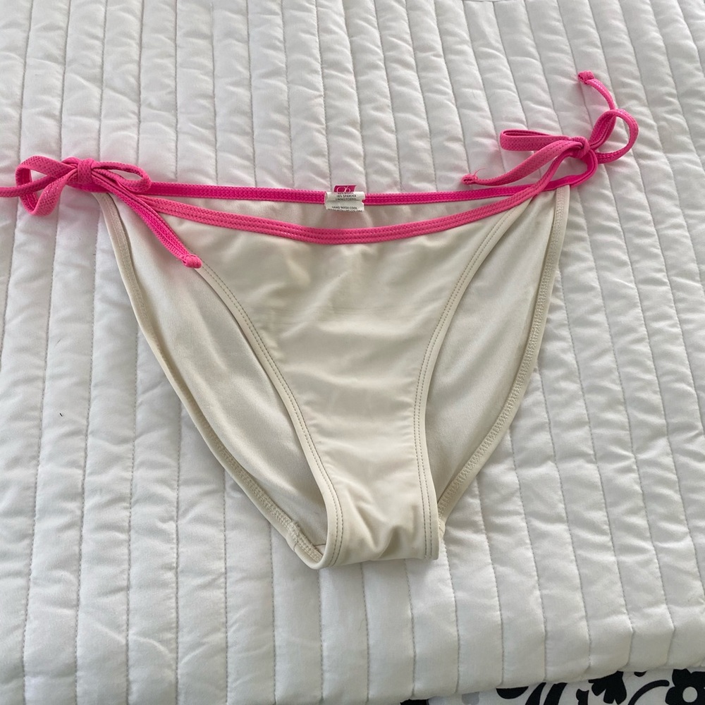 Multiple things - Picture 5 of 16